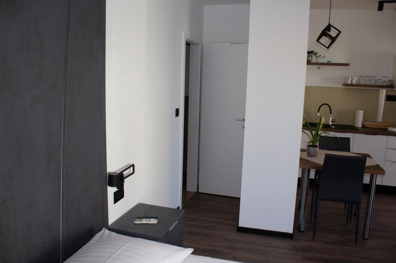 Apartments Villa Jelena Vodice Exterior photo